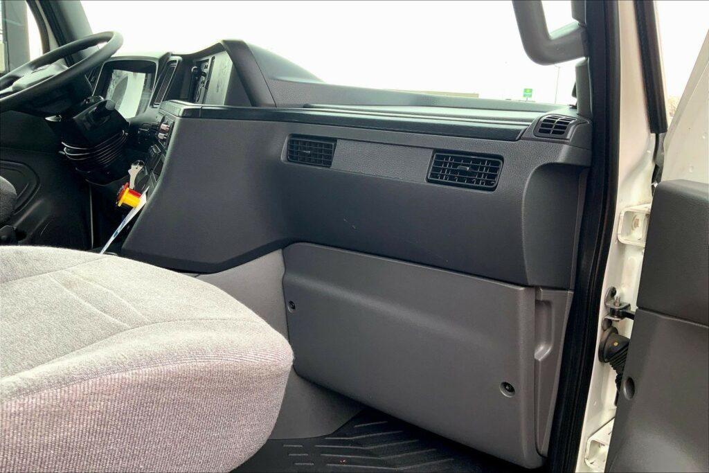 2021 CUM LT625 6×4 Day Cab