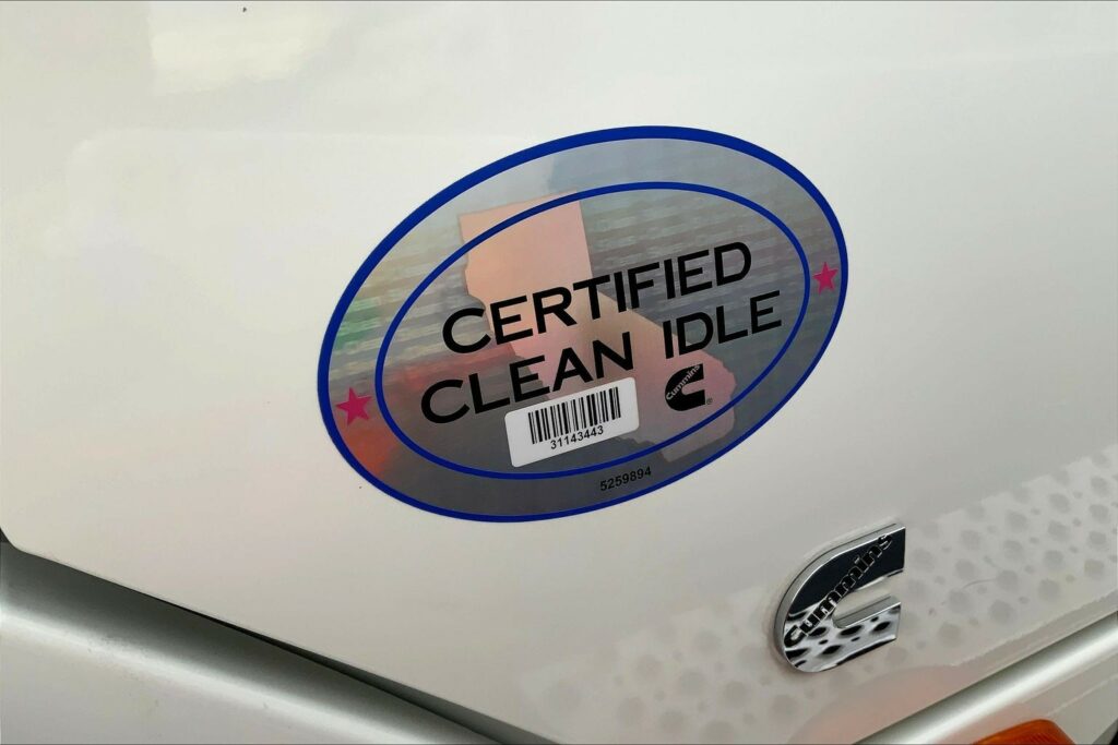 2021 CUM LT625 6×4 Day Cab