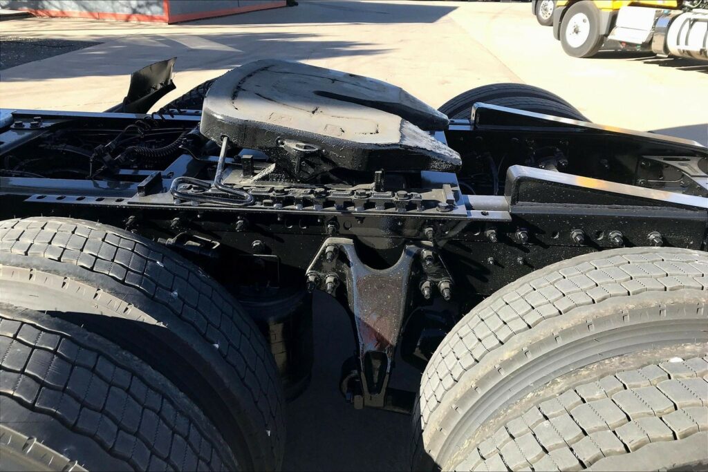 2021 CUM LT625 6×4 Day Cab