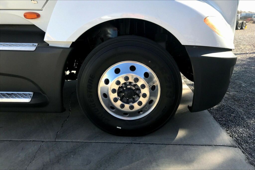 2021 CUM LT625 6×4 Day Cab