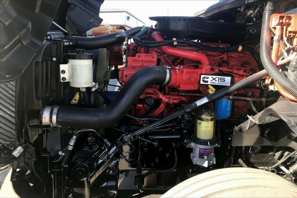 2021 CUM LT625 6×4 Day Cab