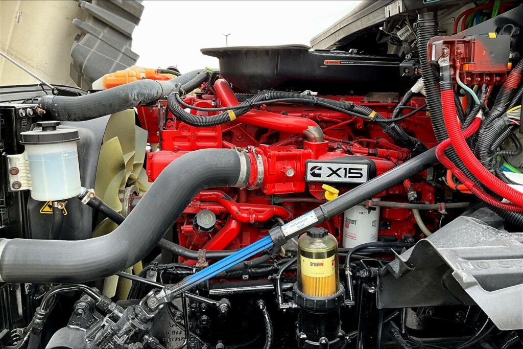 2021 CUM LT625 6×4 Day Cab