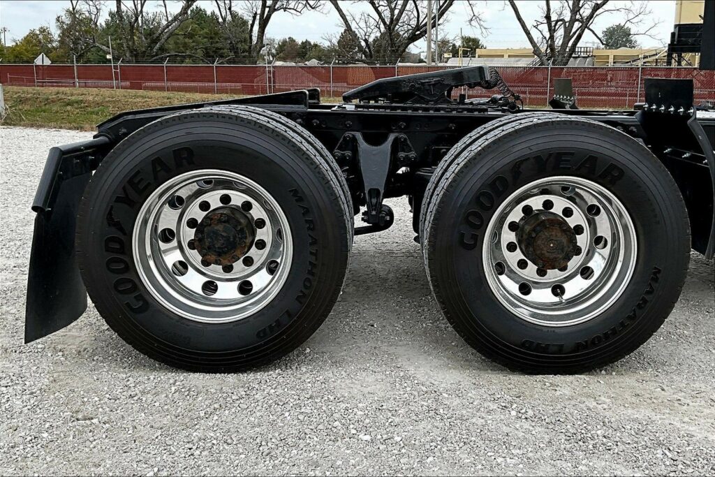 2021 CUM LT625 6×4 Day Cab