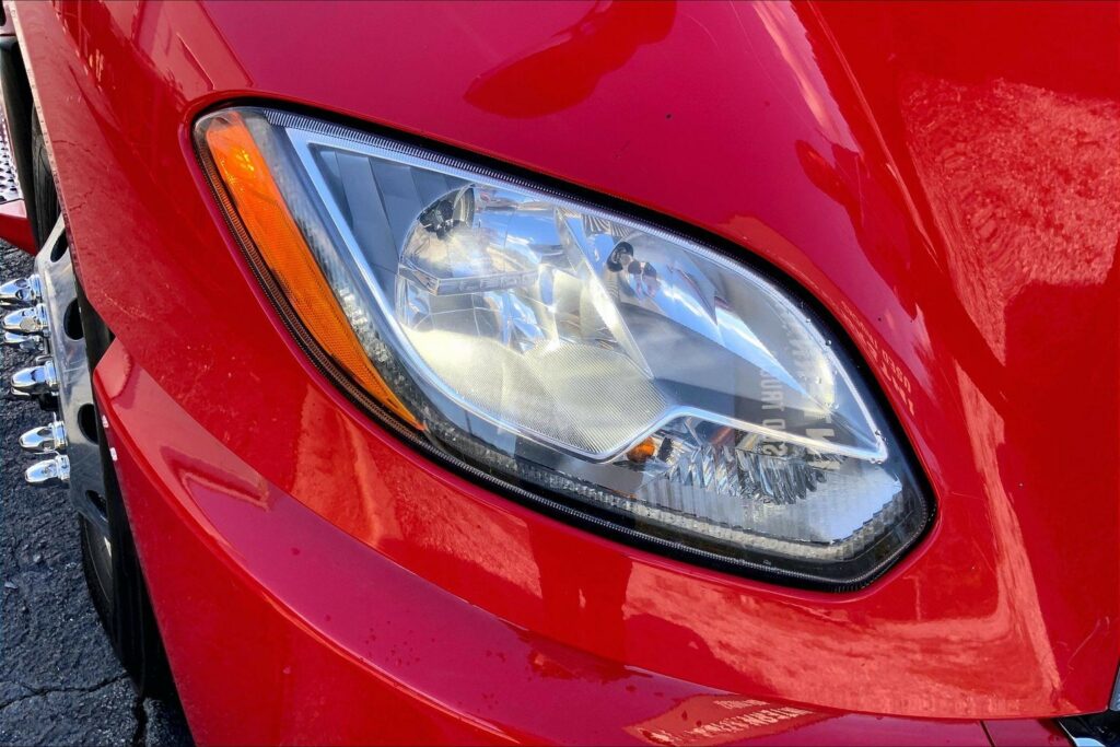 2023 CUM LT625 6X4 Sleeper