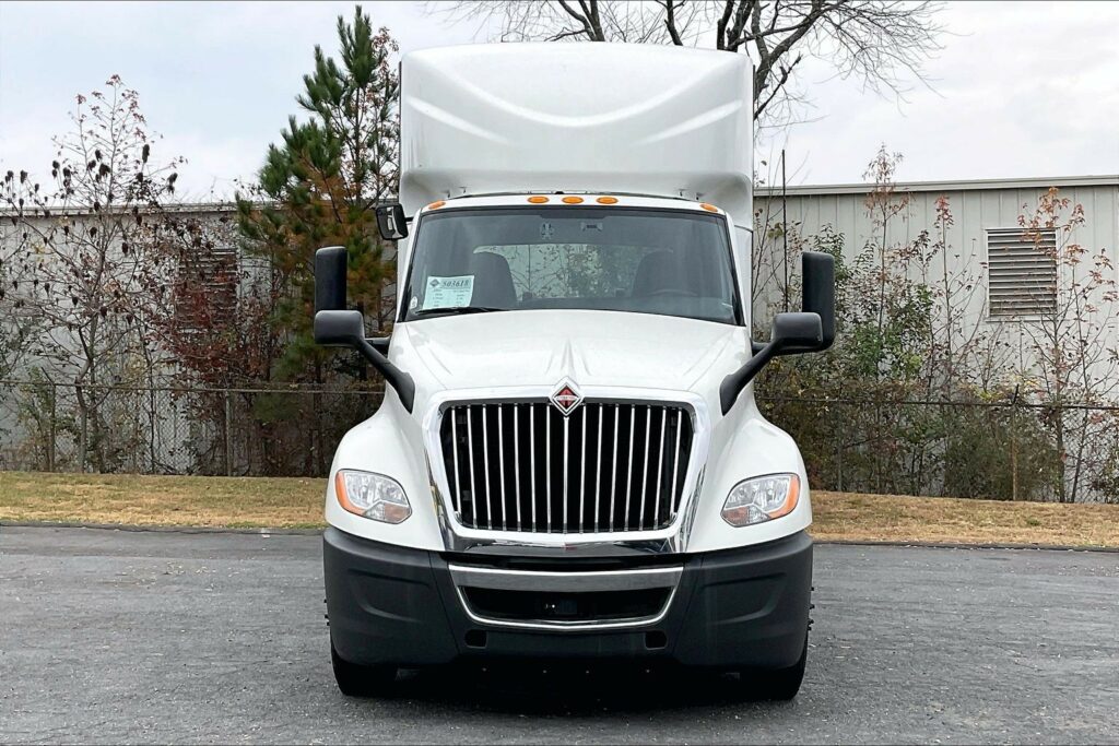 2021 CUM LT625 6×4 Day Cab