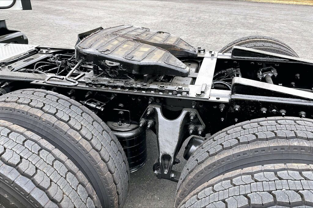 2021 CUM LT625 6×4 Day Cab