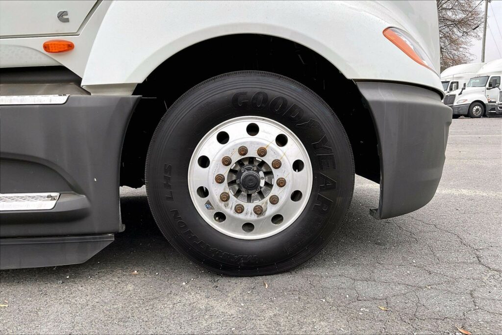 2021 CUM LT625 6×4 Day Cab