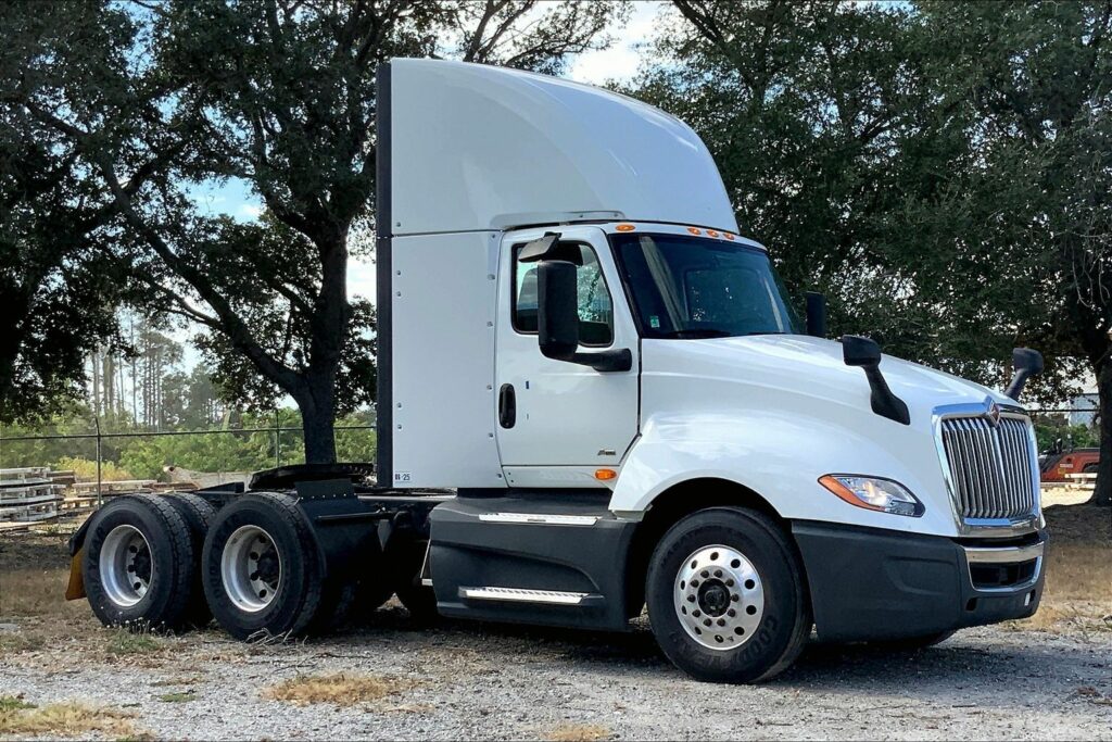 2021 INT LT625 6×4 Day Cab