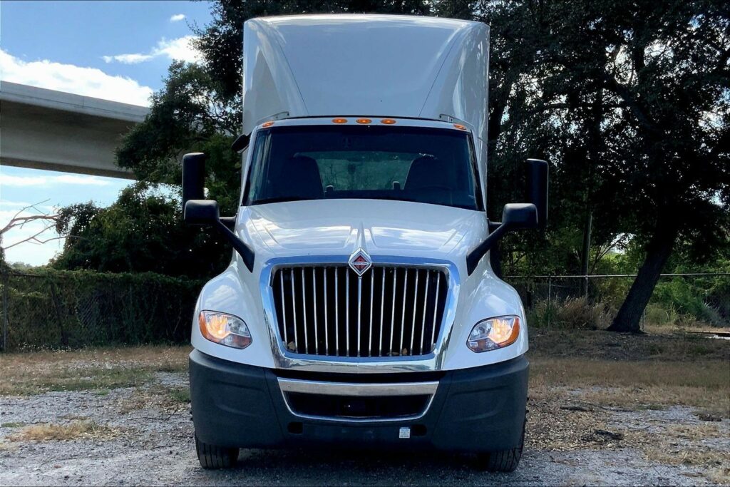 2021 INT LT625 6×4 Day Cab