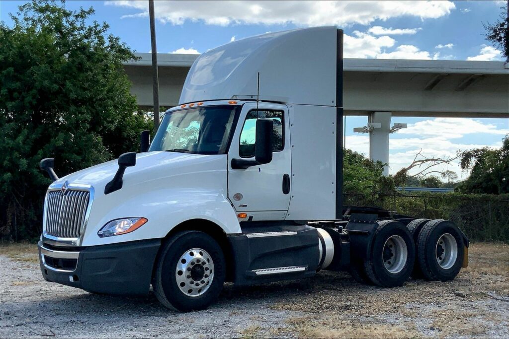 2021 INT LT625 6×4 Day Cab