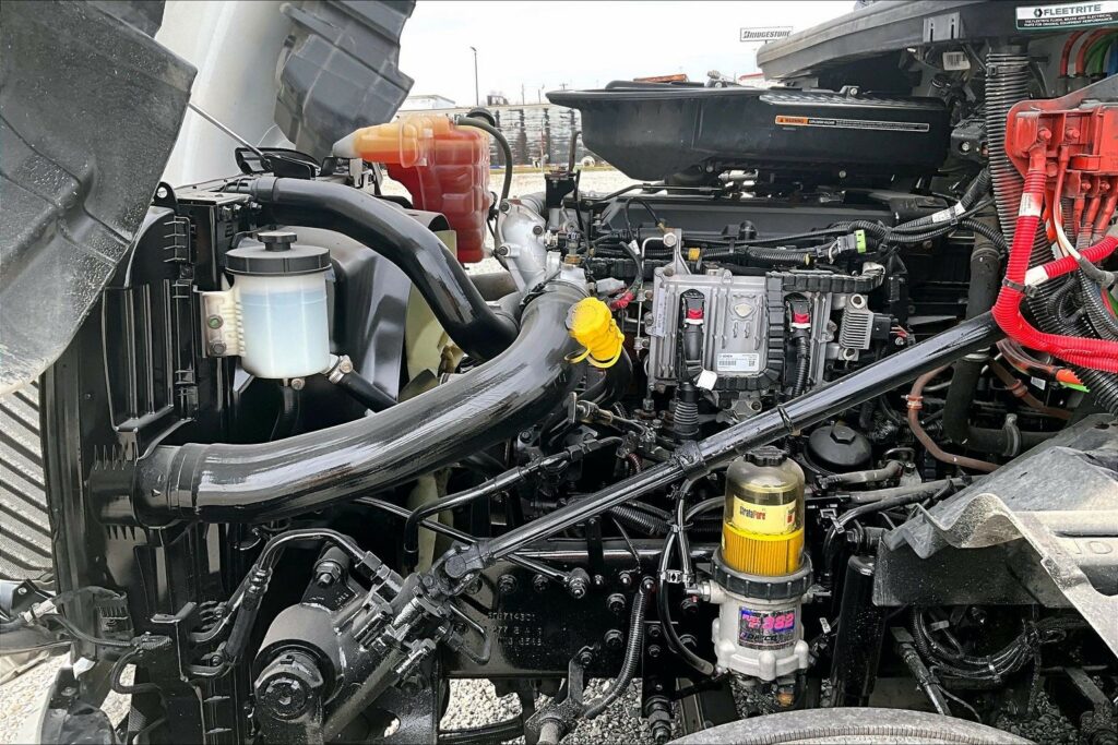 2022 INT LT625 6×4 Sleeper