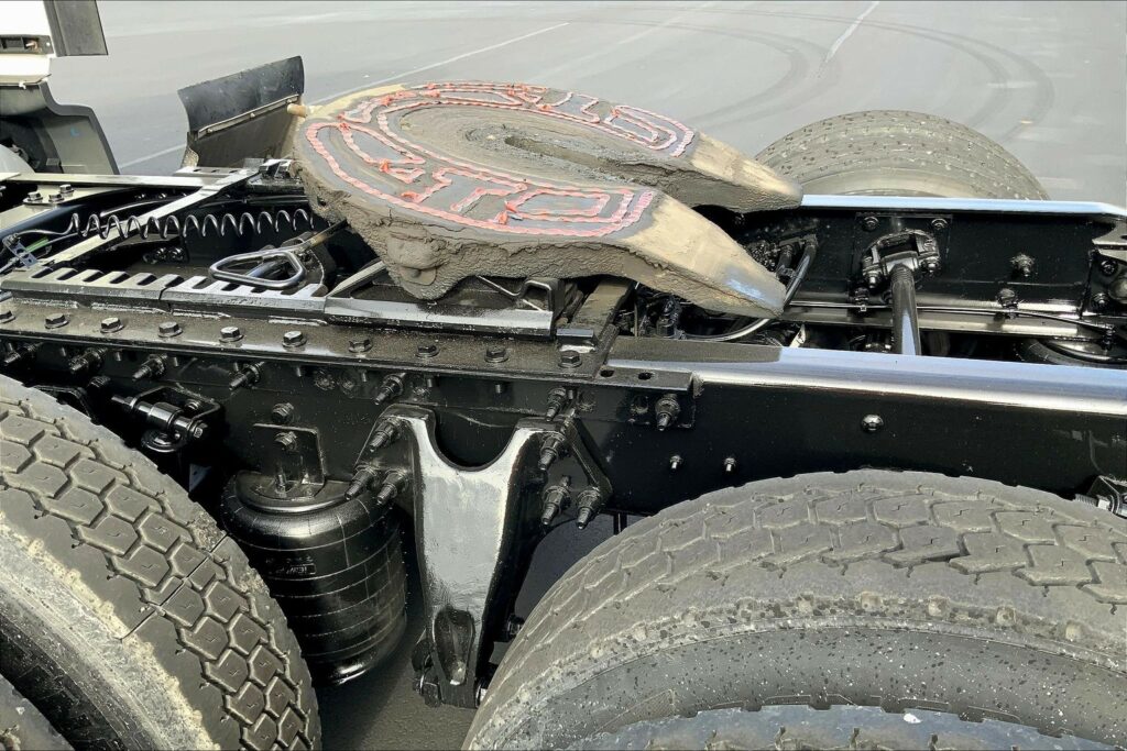 2022 INT LT625 6×4 Sleeper