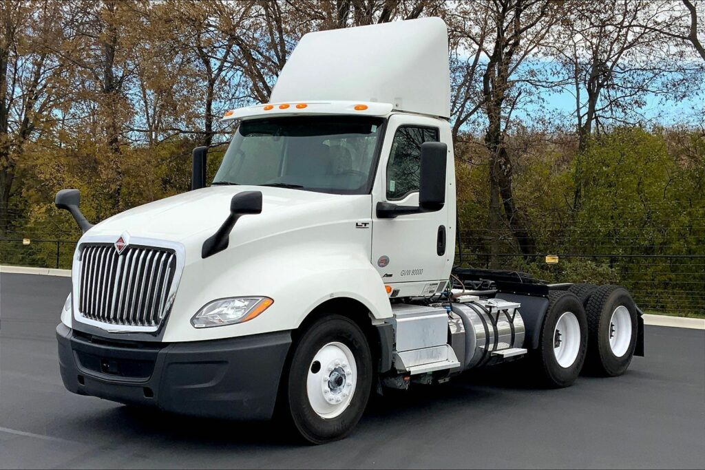 2019 INT LT625 6×4 Day Cab