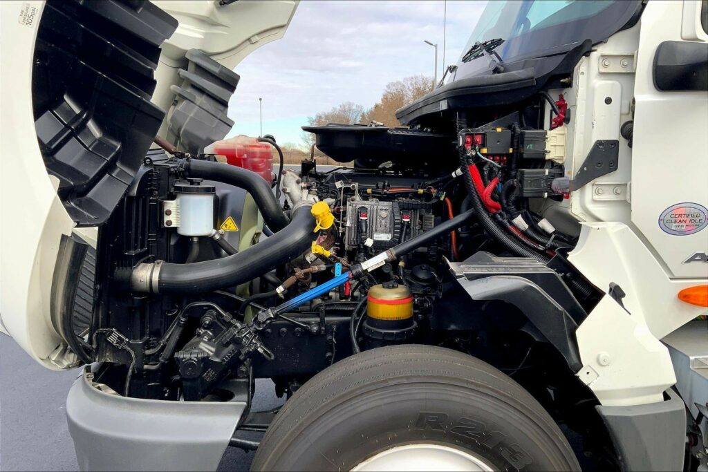 2019 INT LT625 6×4 Day Cab