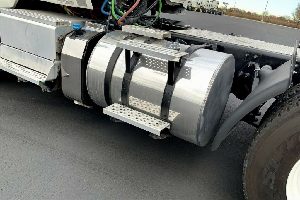 2019 INT LT625 6×4 Day Cab