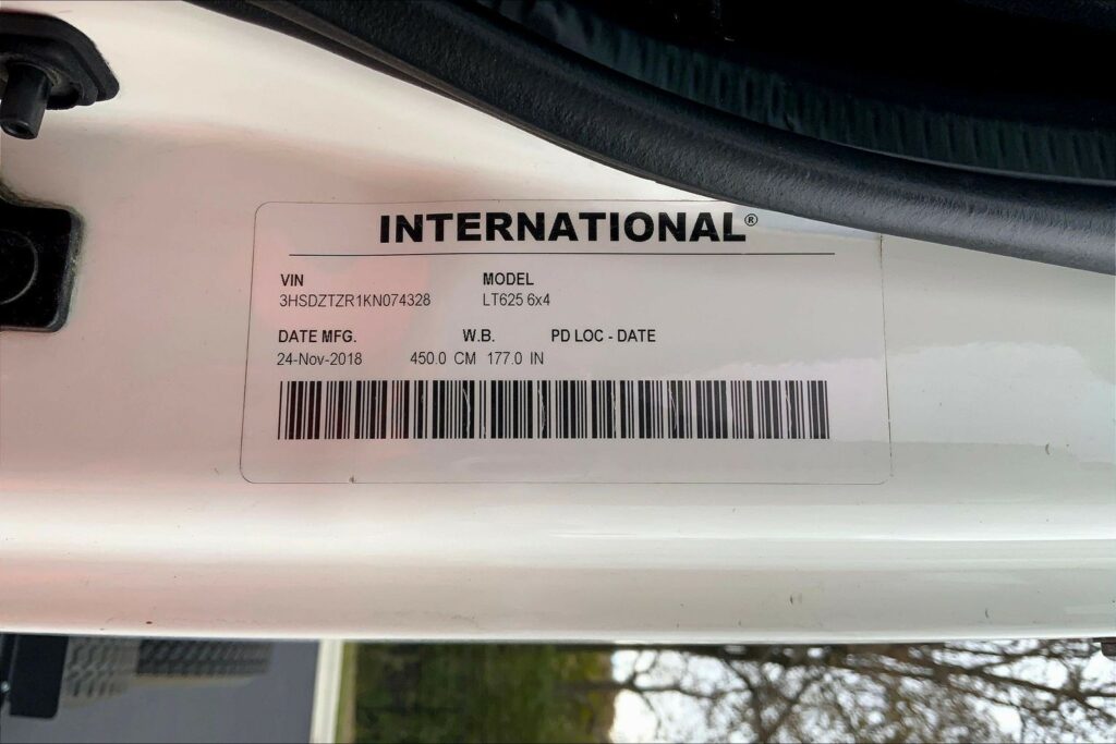 2019 INT LT625 6×4 Day Cab