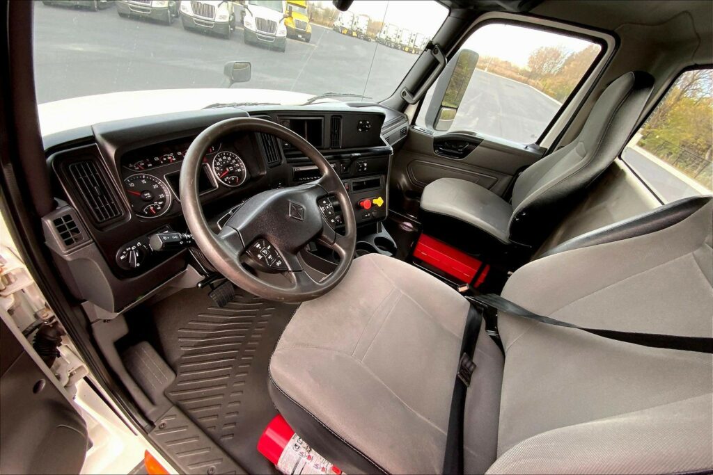 2019 INT LT625 6×4 Day Cab