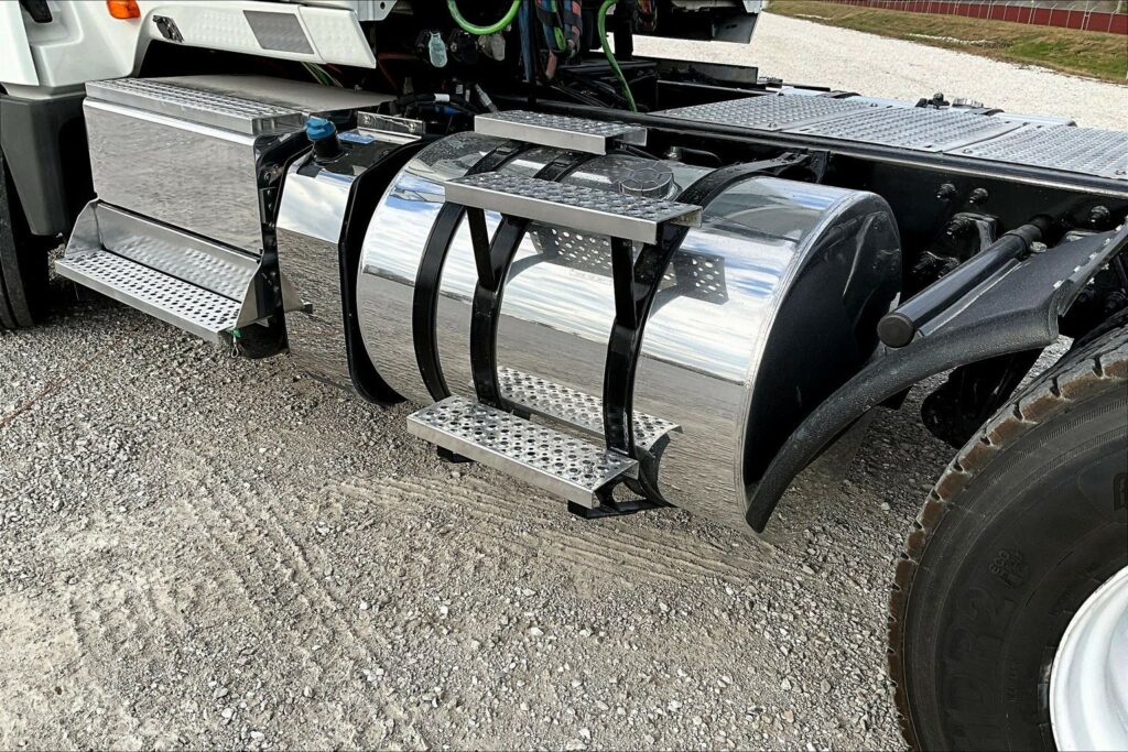 2019 INT LT625 6×4 Day Cab