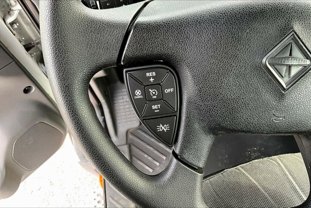 2019 INT LT625 6×4 Day Cab