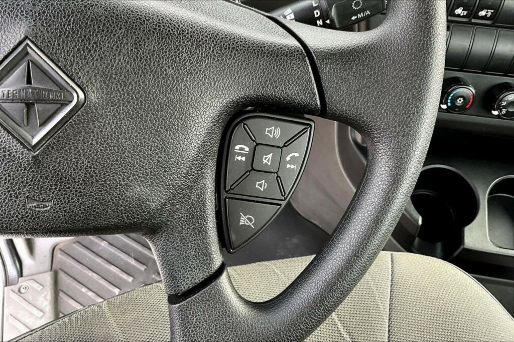 2019 INT LT625 6×4 Day Cab