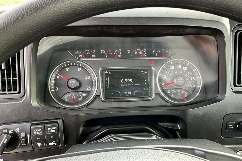 2019 INT LT625 6×4 Day Cab