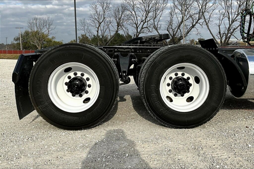 2019 INT LT625 6×4 Day Cab