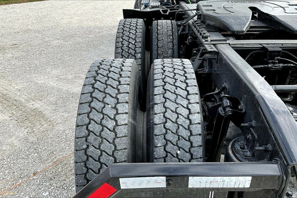 2019 INT LT625 6×4 Day Cab