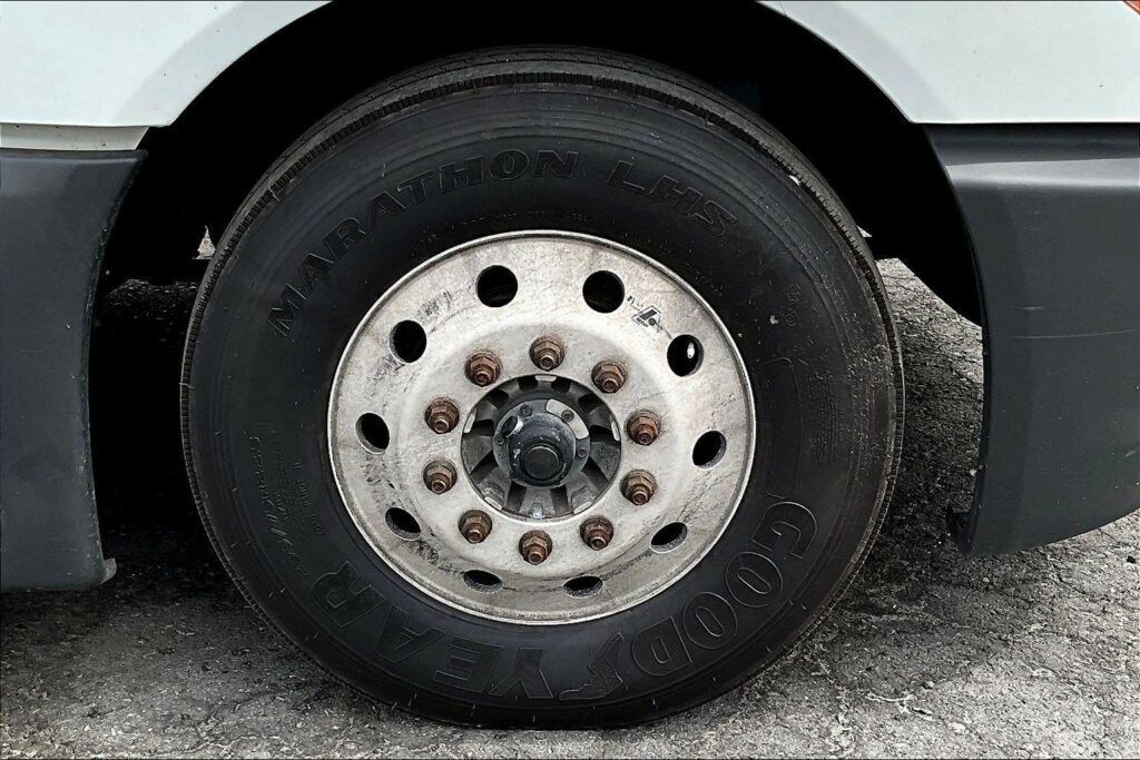 2022 INT LT625 6×4 Sleeper