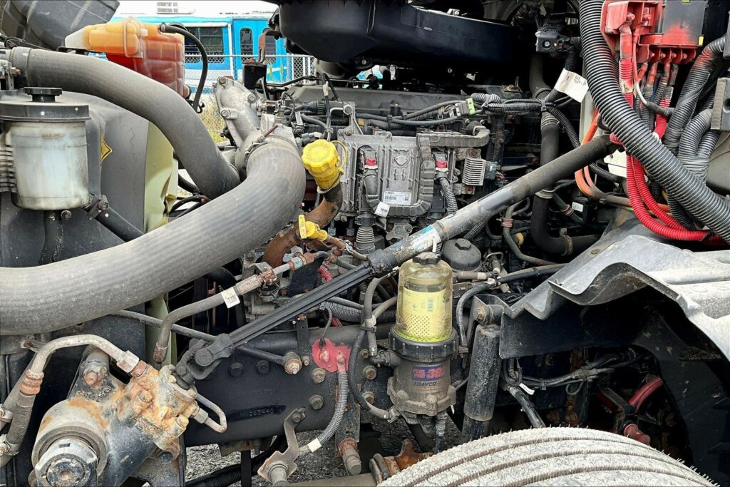 2022 INT LT625 6×4 Sleeper