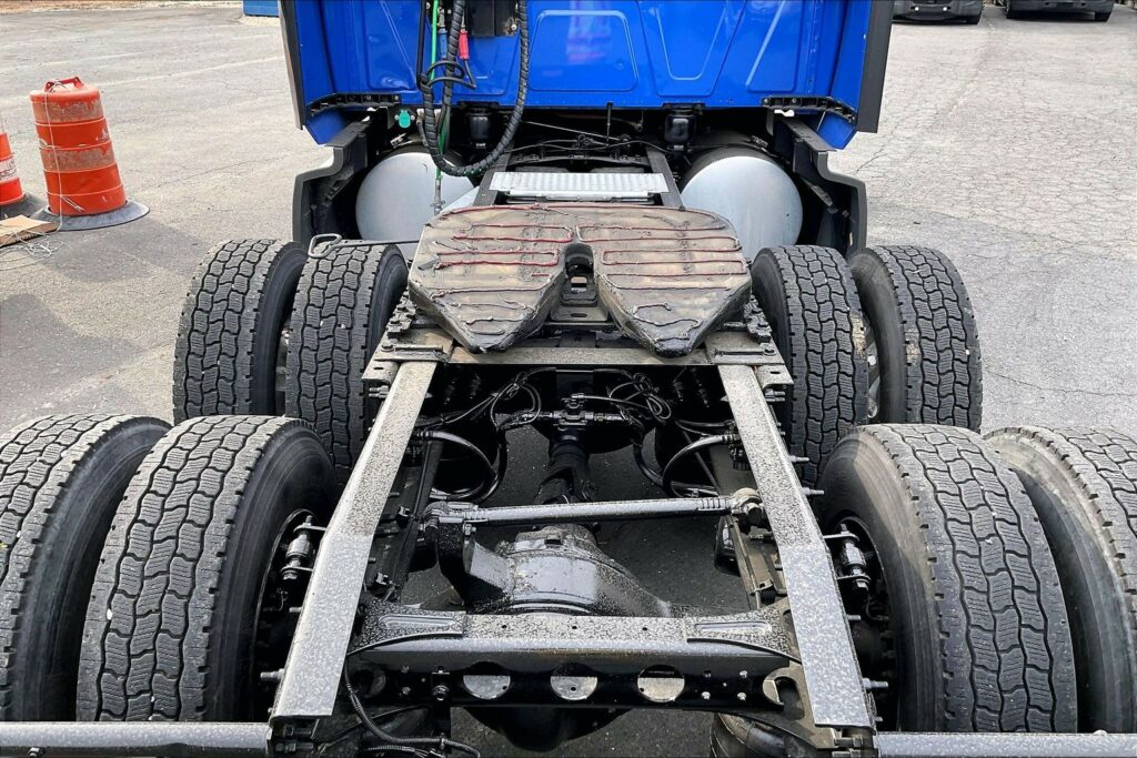 2022 INT LT625 6×4 Sleeper