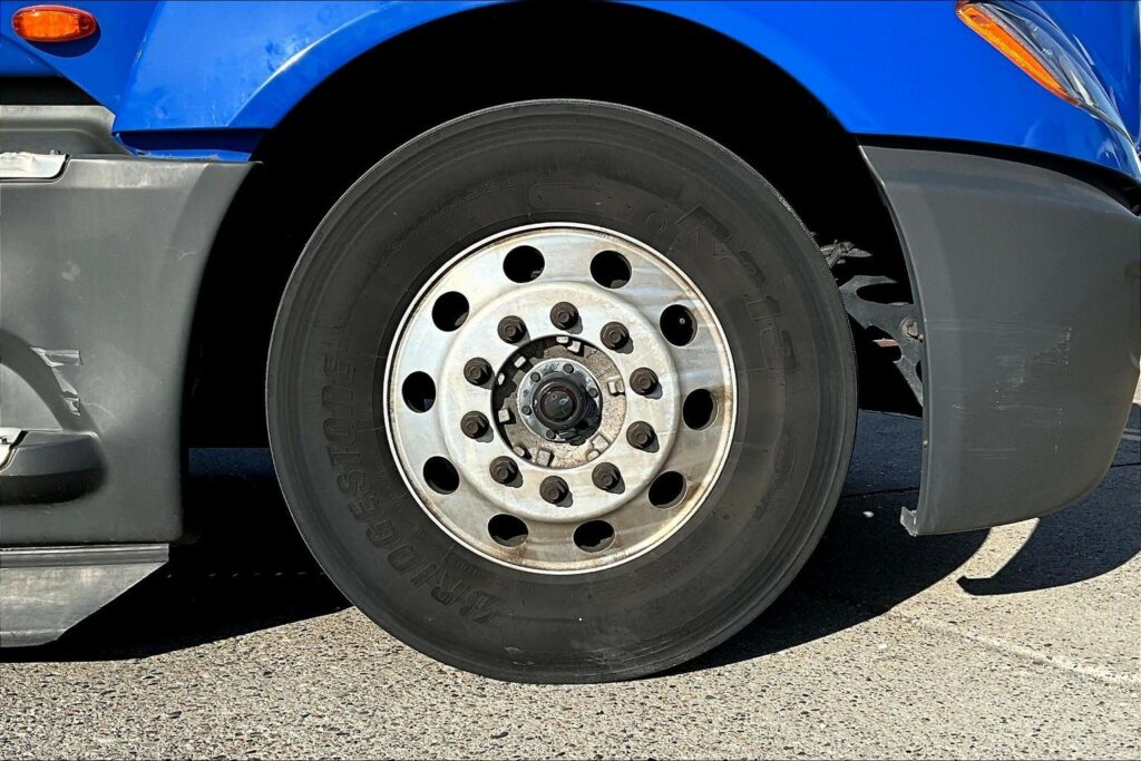 2022 INT LT625 6×4 Sleeper