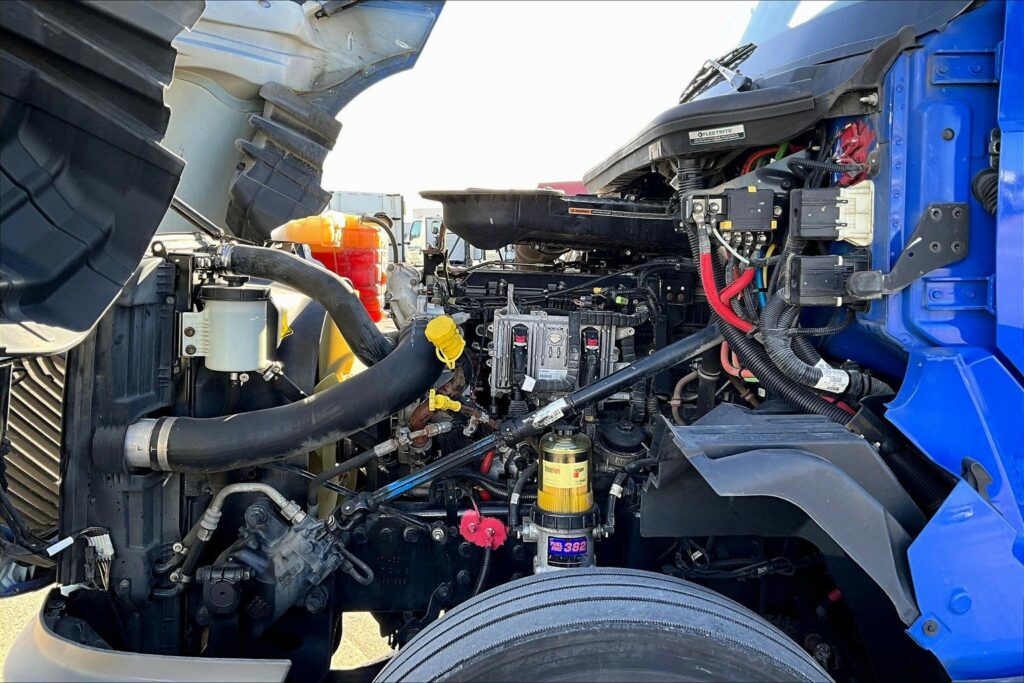 2022 INT LT625 6×4 Sleeper