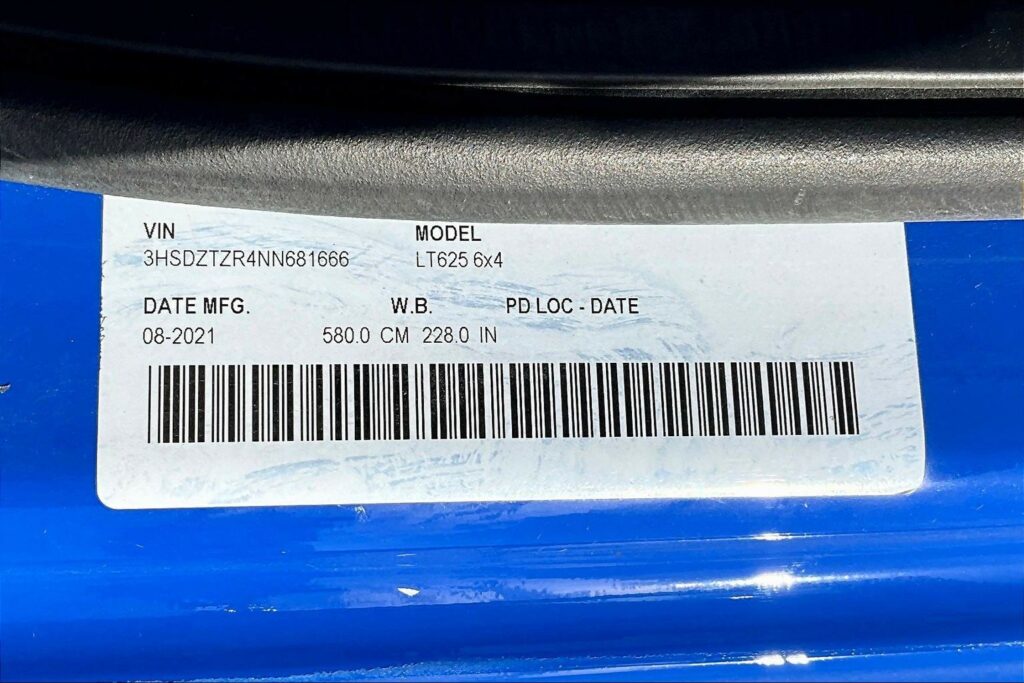 2022 INT LT625 6×4 Sleeper