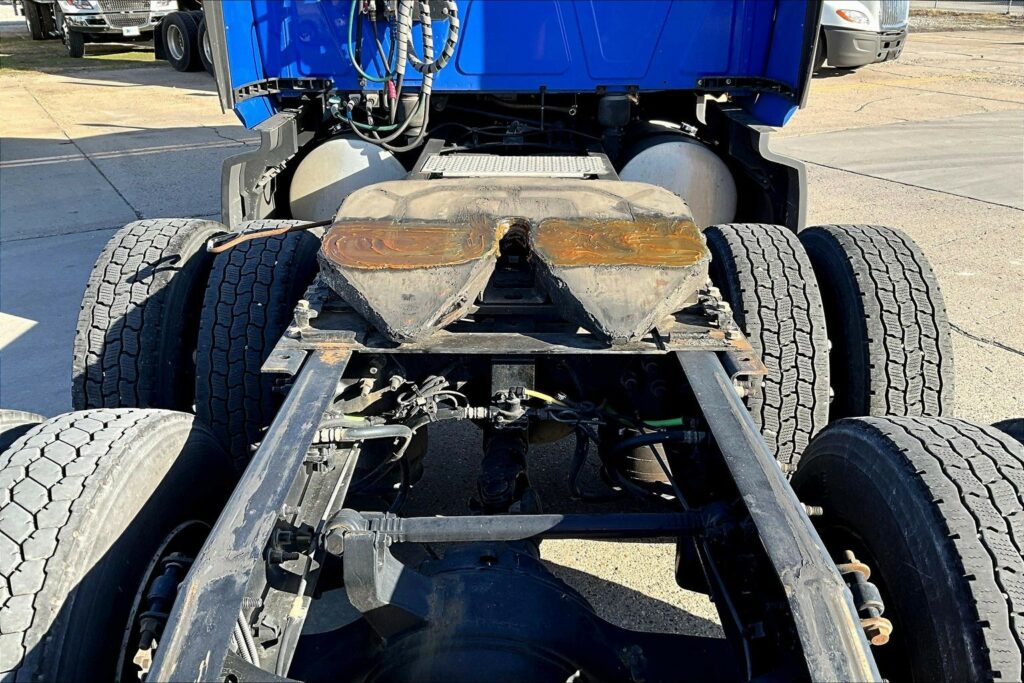 2022 INT LT625 6×4 Sleeper