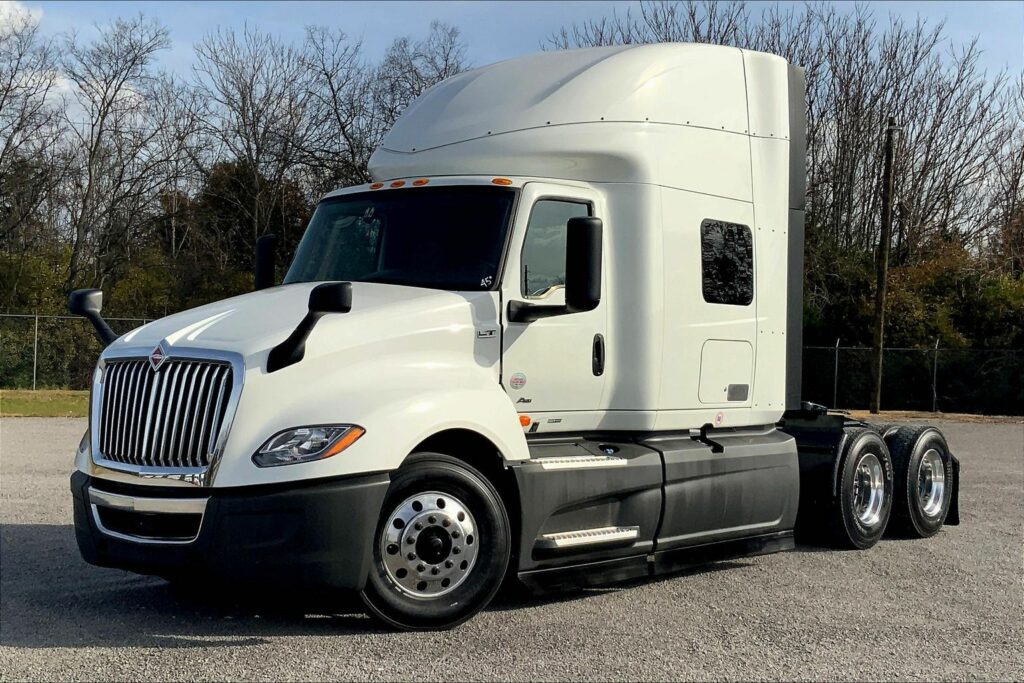 2023 INT LT625 6X4 Sleeper
