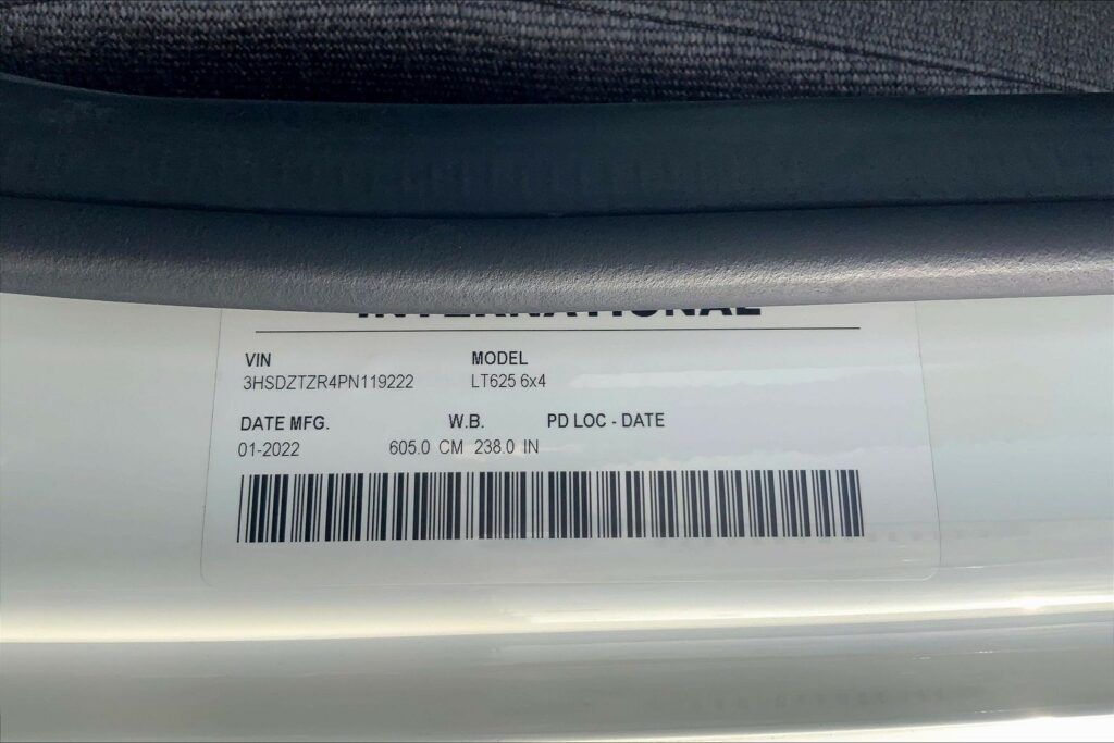 2023 INT LT625 6X4 Sleeper