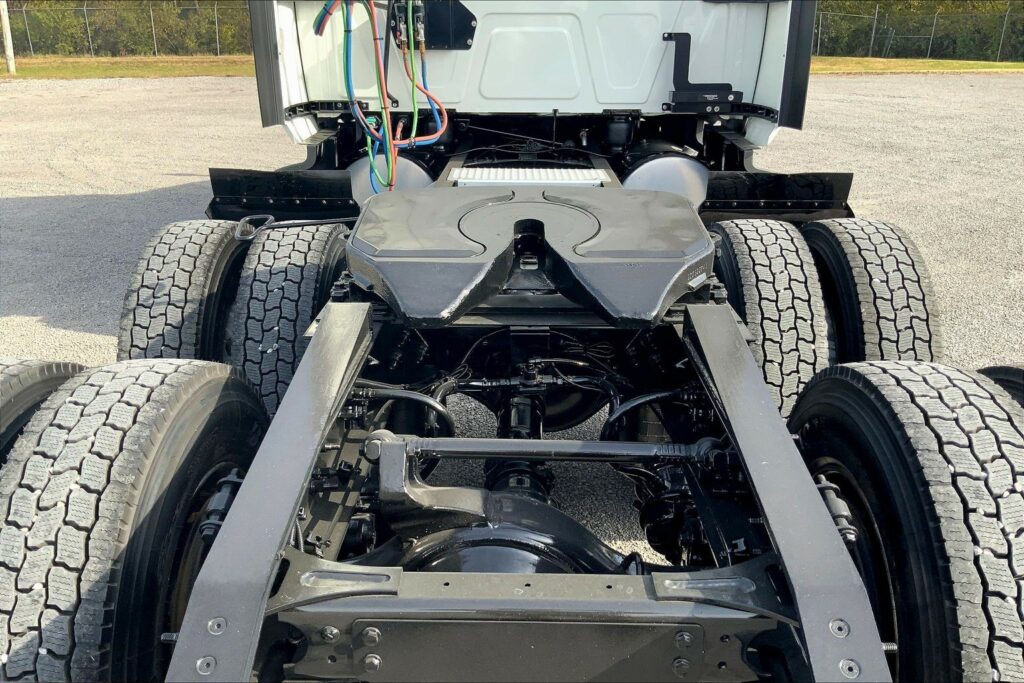 2023 INT LT625 6X4 Sleeper