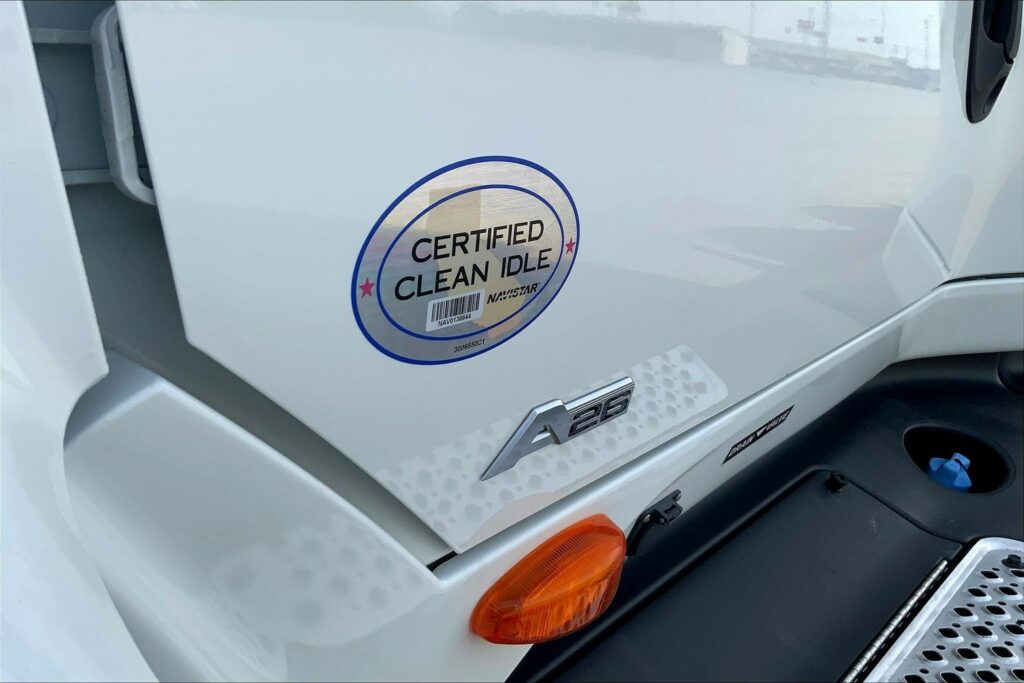 2023 INT LT625 6X4 Sleeper