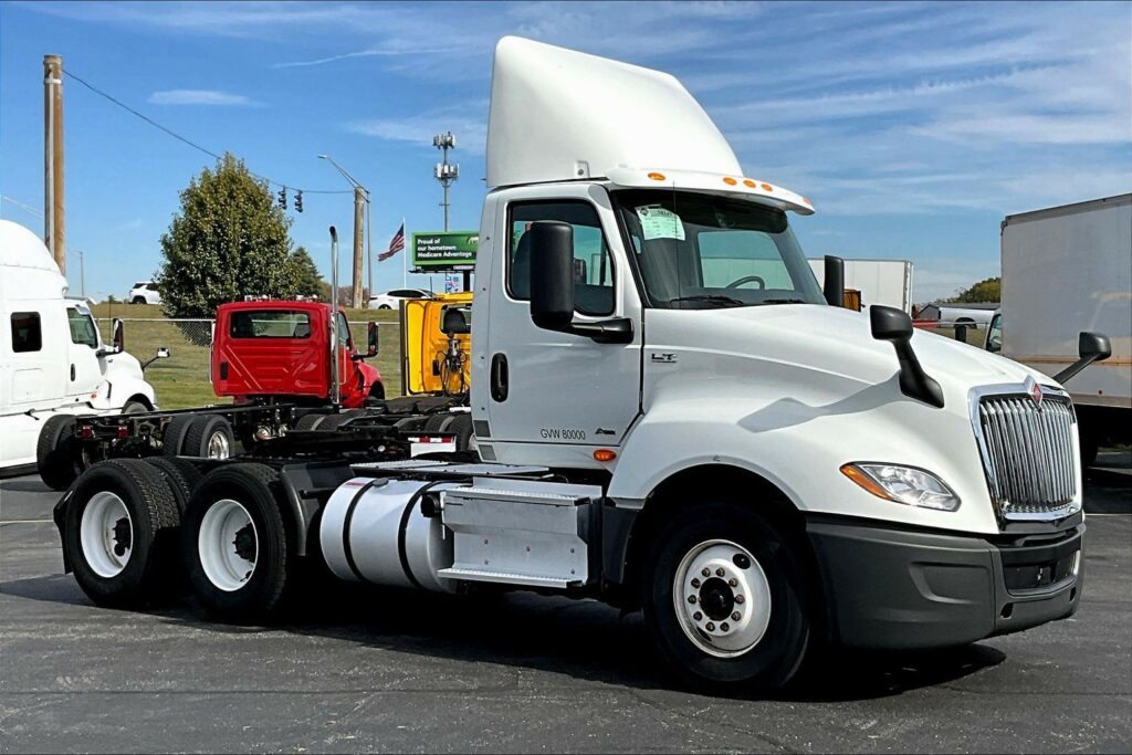 2019 INT LT625 6×4 Day Cab