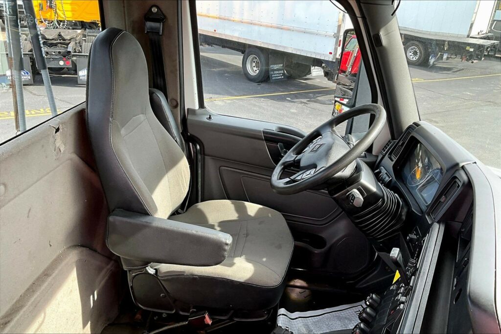 2019 INT LT625 6×4 Day Cab