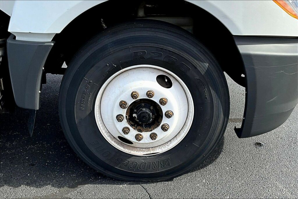 2019 INT LT625 6×4 Day Cab