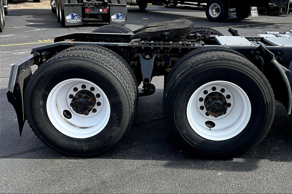 2019 INT LT625 6×4 Day Cab