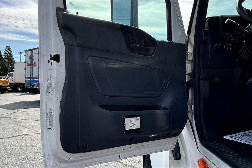 2019 INT LT625 6×4 Day Cab