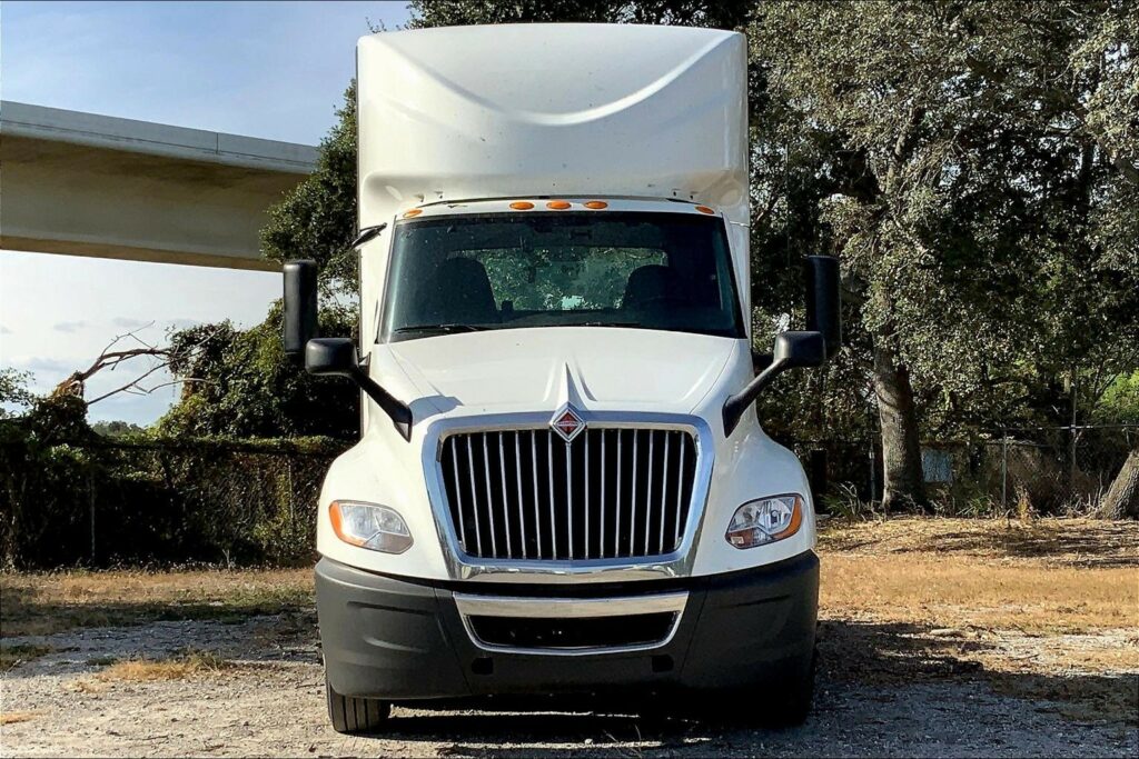 2021 INT LT625 6×4 Day Cab