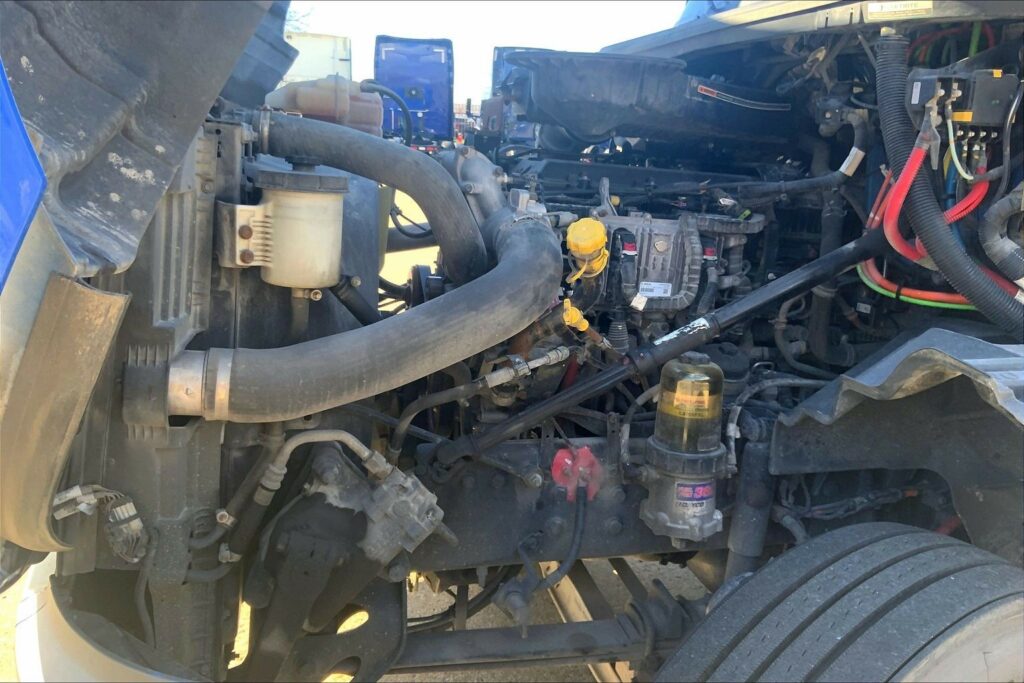 2022 INT LT625 6×4 Sleeper