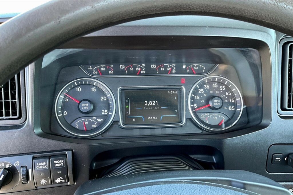 2019 INT LT625 6×4 Day Cab