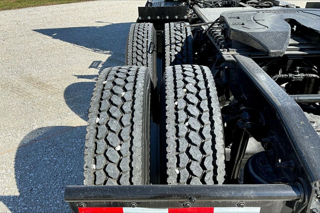 2019 INT LT625 6×4 Day Cab