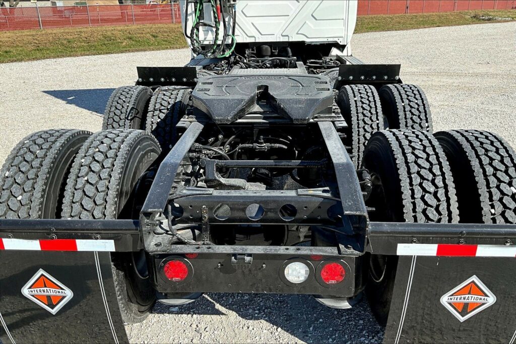 2019 INT LT625 6×4 Day Cab