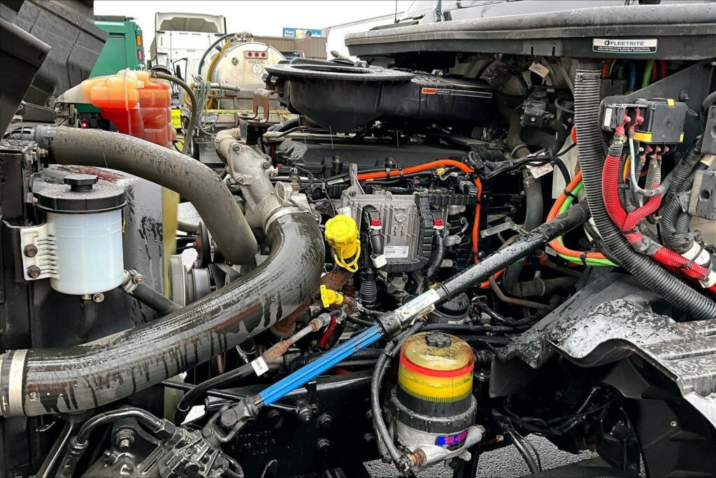 2019 INT LT625 6×4 Day Cab