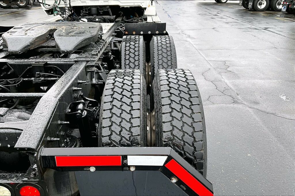 2019 INT LT625 6×4 Day Cab